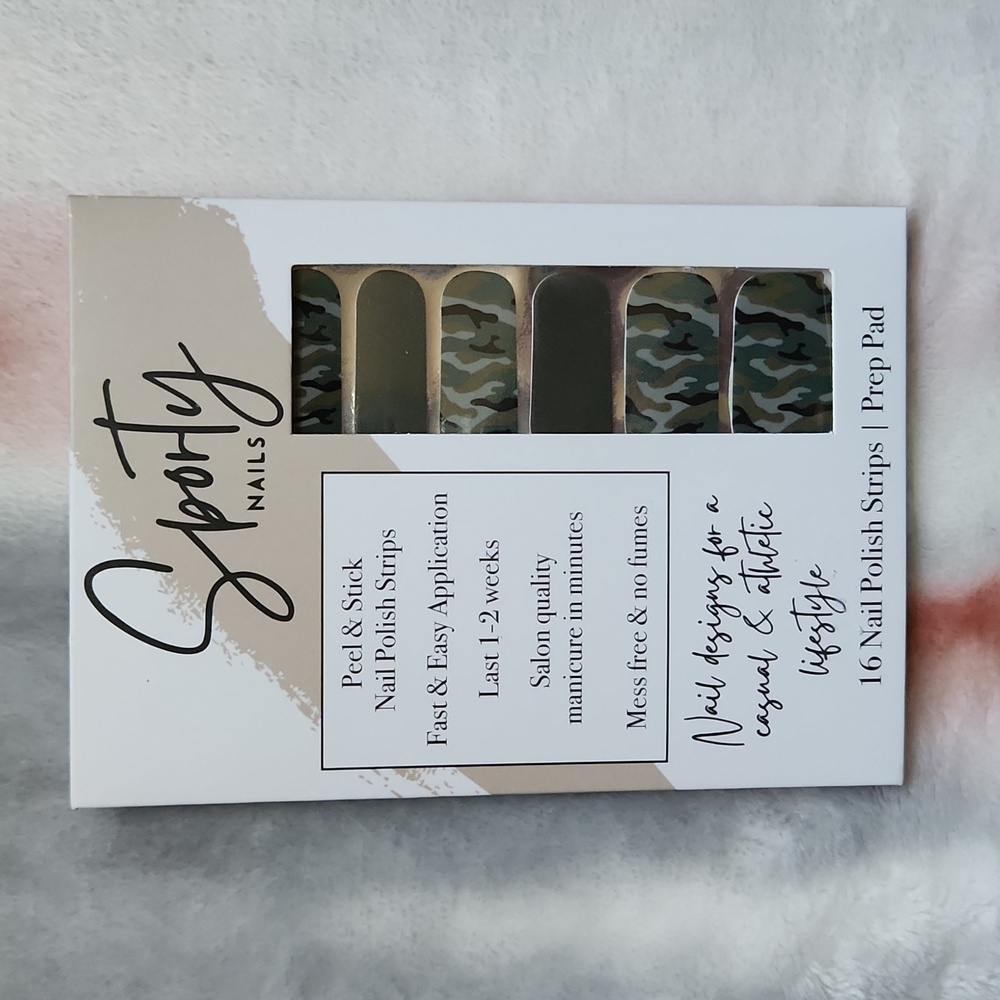Sporty Nails Camo peel and stick nail polish strips